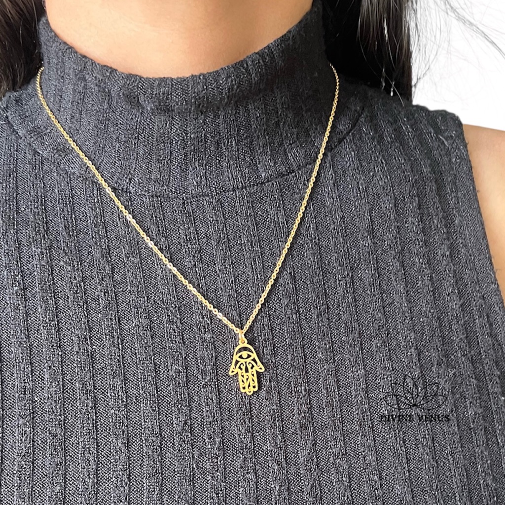 Hamsa Pendant Necklace Dainty Gold Plated Stainless Steel Handmade 17$